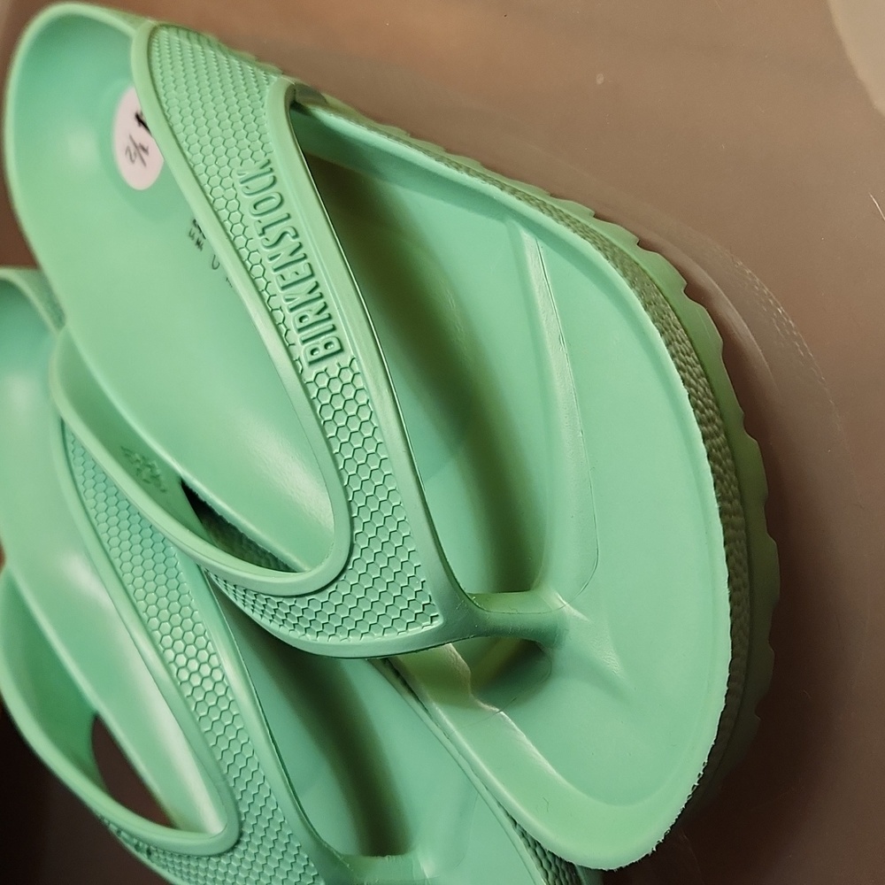 Birkenstock Green Flip Flops Birkenstock Women's, Honolulu EVA Sandal Jade 37 - Picture 4 of 15